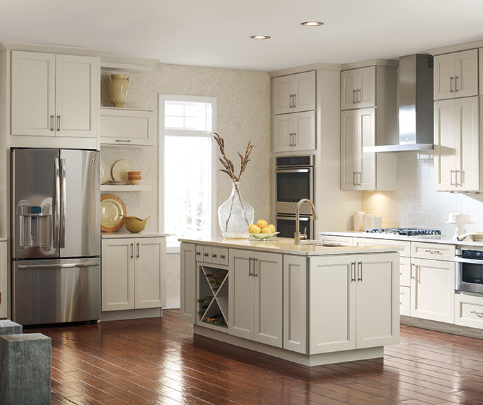 Painted Maple Cabinets In A Transitional Kitchen Kemper