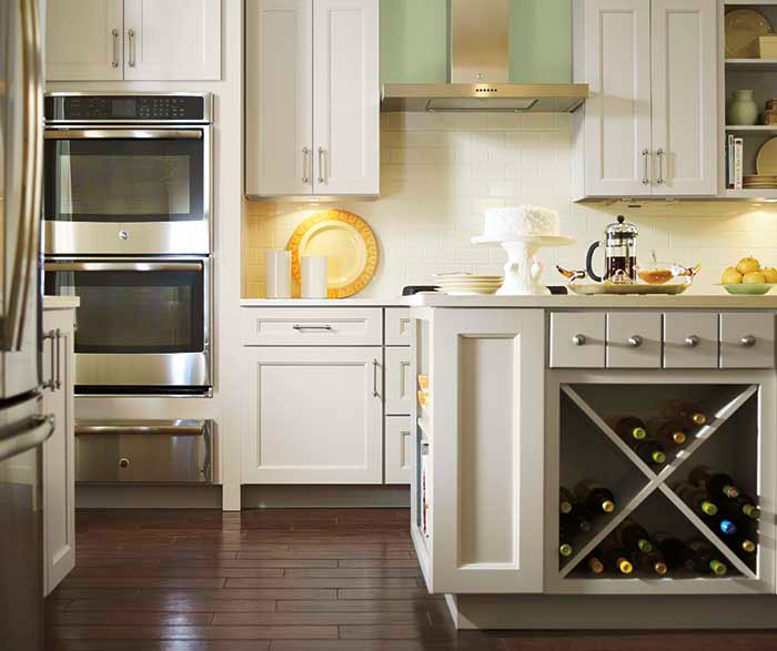 Painted Maple Cabinets In A Transitional Kitchen Kemper