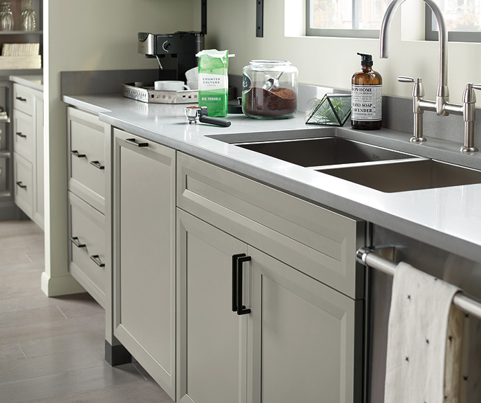 Transitional Kitchen in Neutral Color Palette