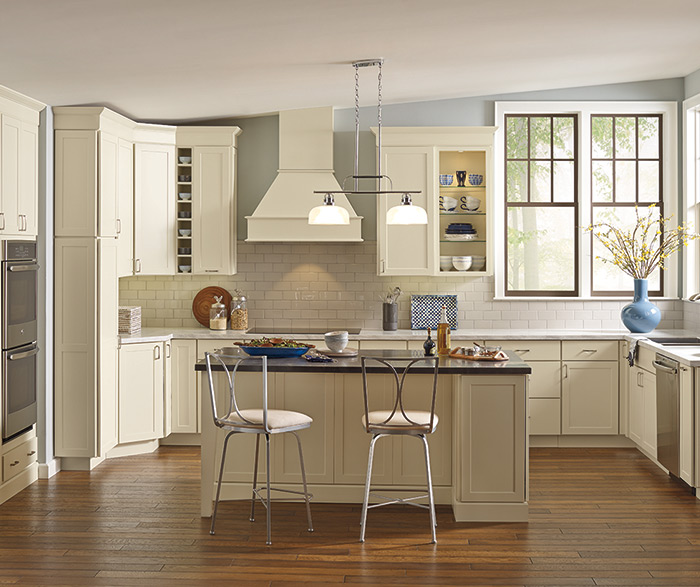 Soft White Transitional Shaker Kitchen