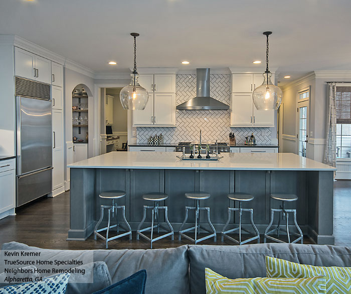 white_shaker_cabinets_large_kitchen_island_4