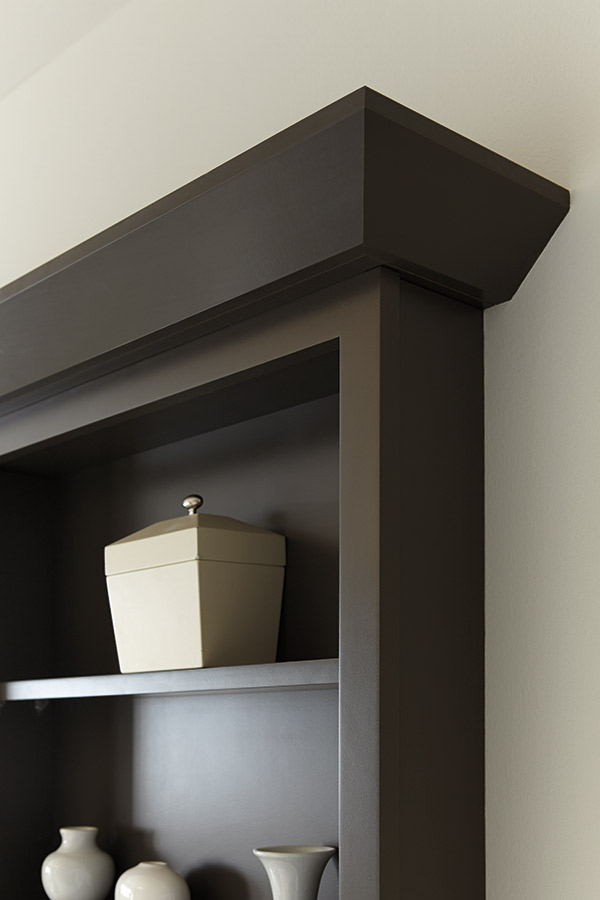 Medium Straight Angle Crown Moulding Kemper