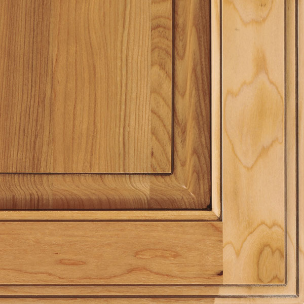 Natural with Amaretto Creme Detail